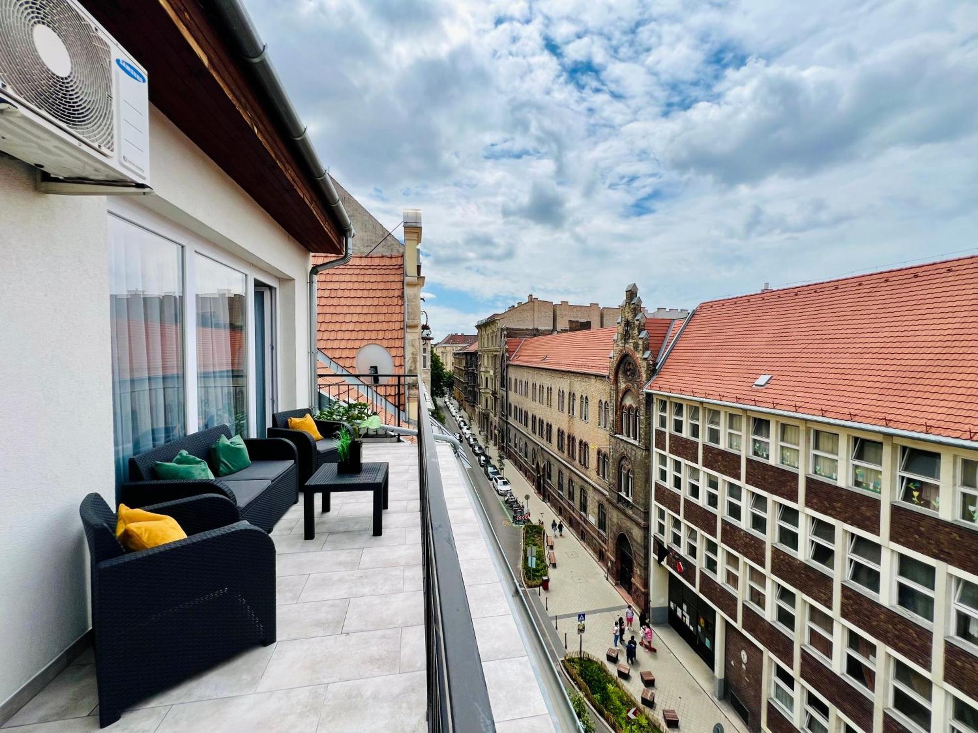 Lena Apartman Budapest City Center Eksteriør bilde